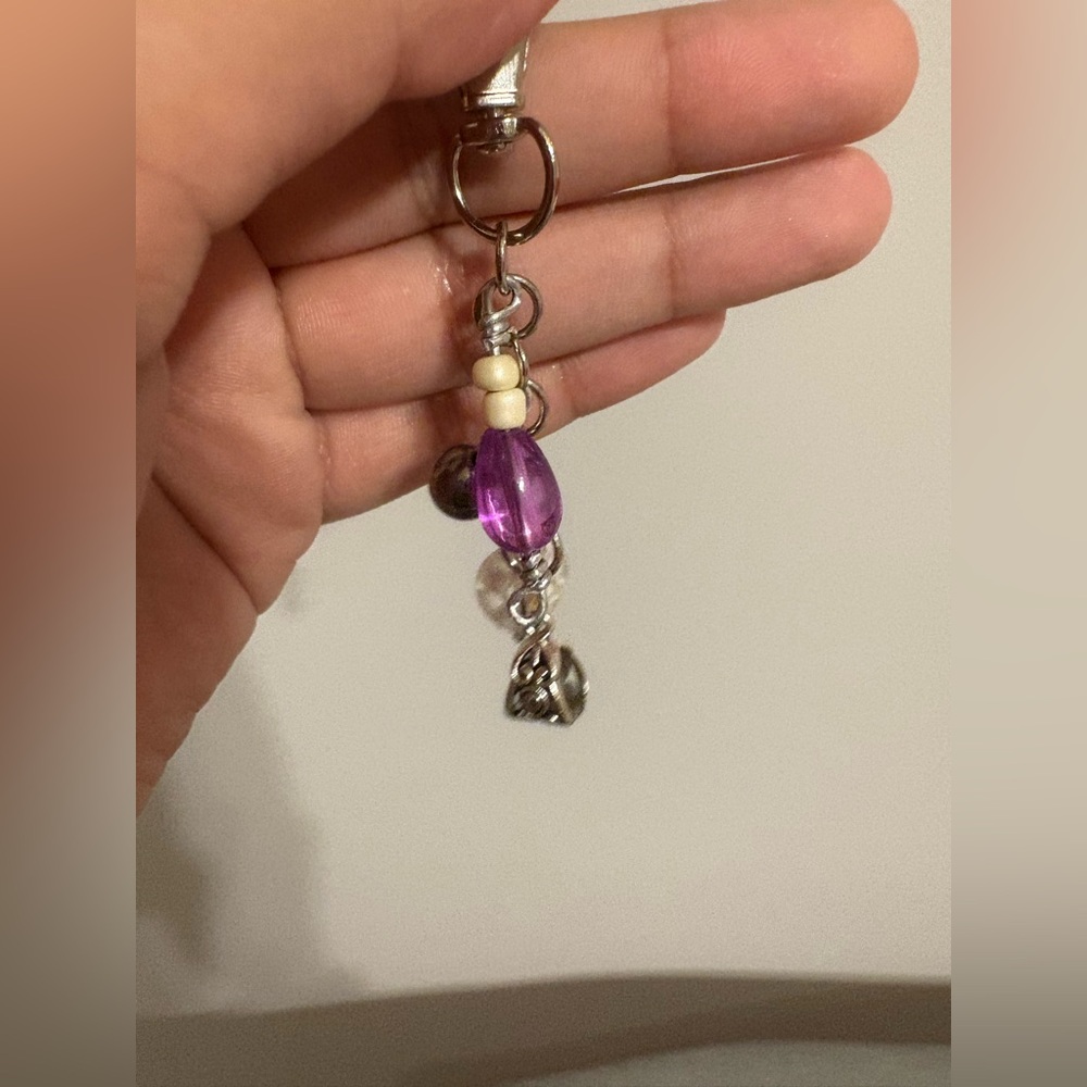 Colorful Beaded Keychain Set (6) - Picture 6 of 7